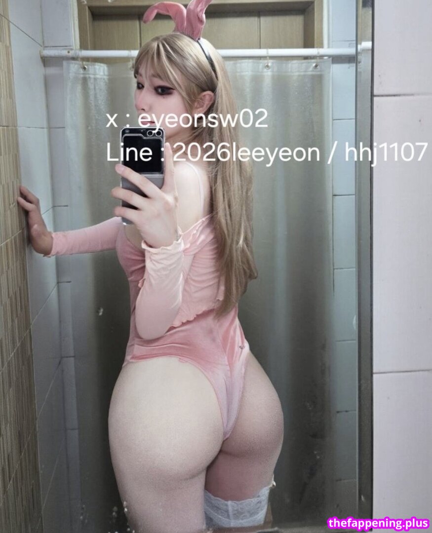 2026leeyeon / eyeonsw02 / favicon.ico / hhj1107 / https: Naken OnlyFans Foto #3