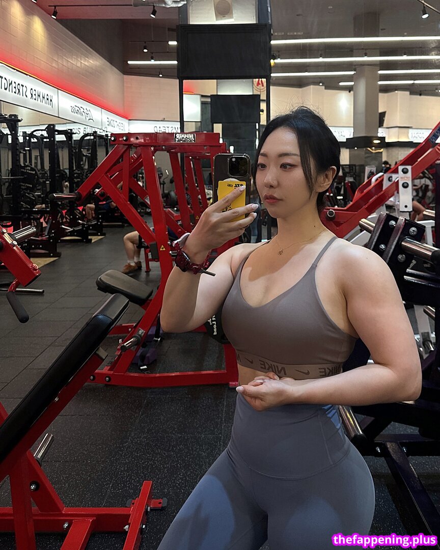 611hyej Фото обнажённых OnlyFans #5