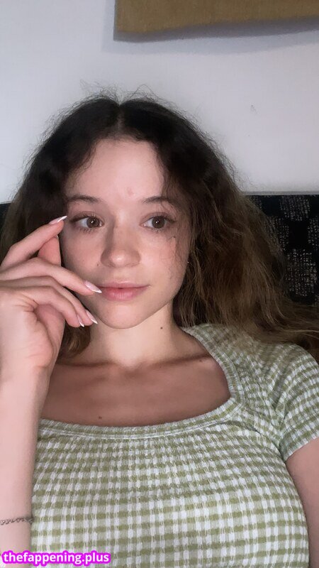 A_Bit_Rebecca