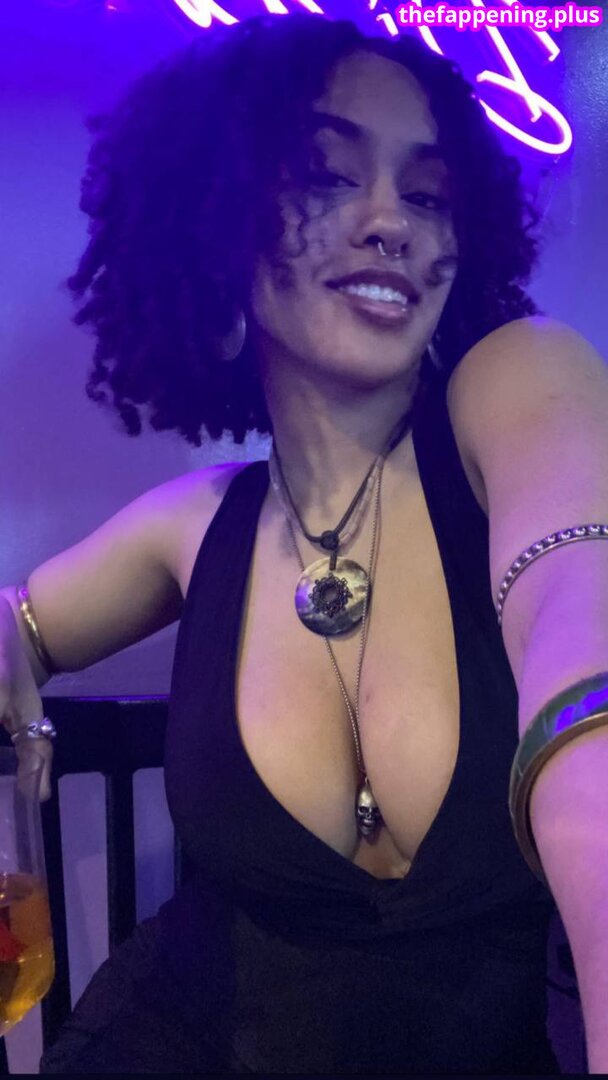 Aaliyeezy / theallierae Nude OnlyFans Photo #404