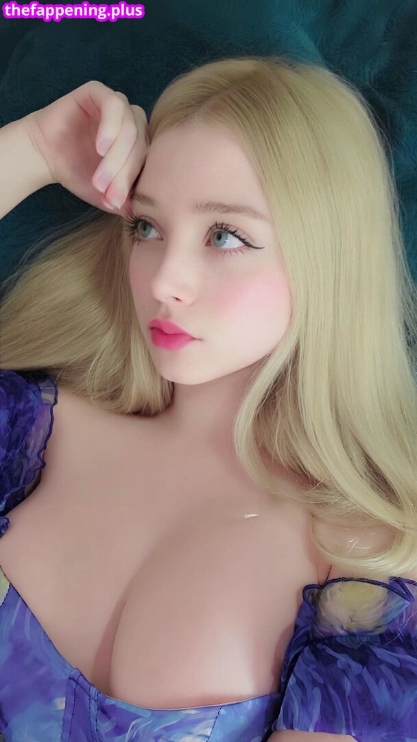 Aanarih... Loira Surreal / aanarih / https: Naken OnlyFans Foto #2