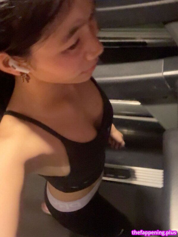 Saipetch B. / aaomhelloo Foto OnlyFans Nuda #249