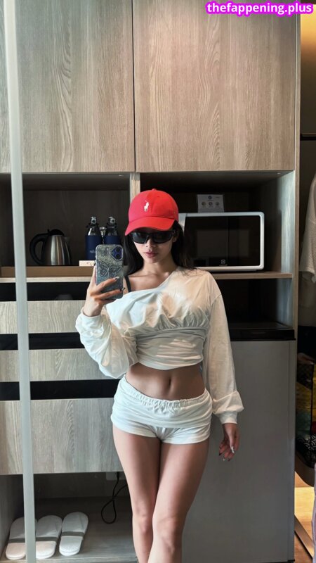 Saipetch B. / aaomhelloo Meztelen OnlyFans Fotó #377