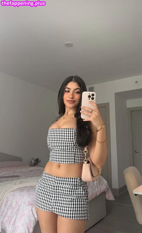 Aashna Kalwani / aashnakalwani Фото обнажённых OnlyFans #4
