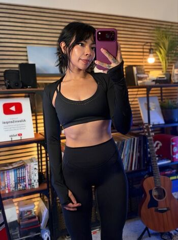 AileenSenpaiReacts