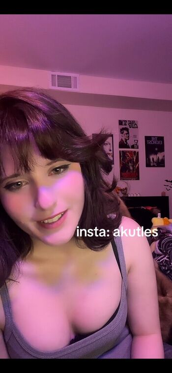Akutles