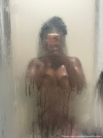 Alanah Bombom