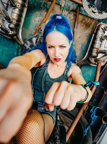 Alissa White-Gluz