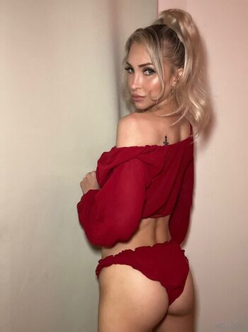 Alix Lynx