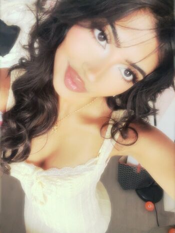 Aliza Shan