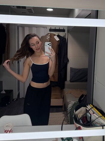 Alycia Debnam Carey
