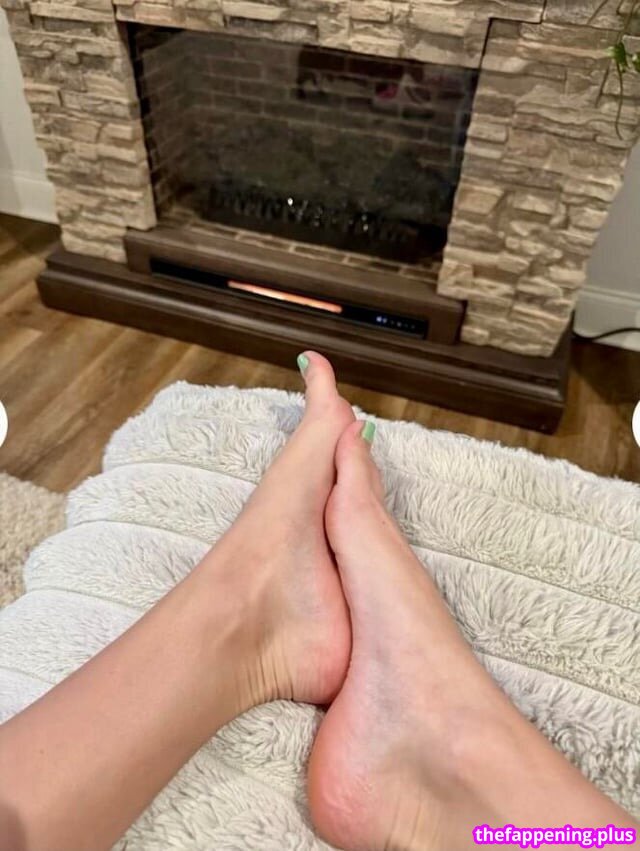 Amateur Foot Fetish Content