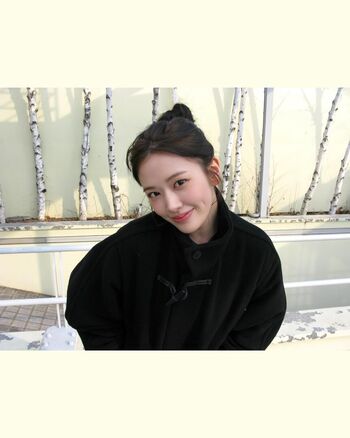 An Yujin 안유진 |