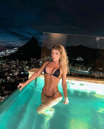 Ana Bruna Ávila