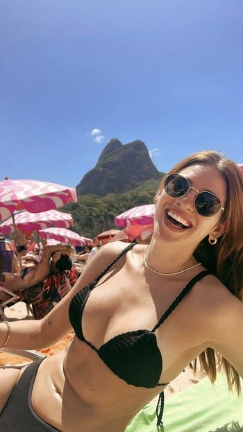 Ana Clara Lima