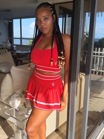Angela Simmons