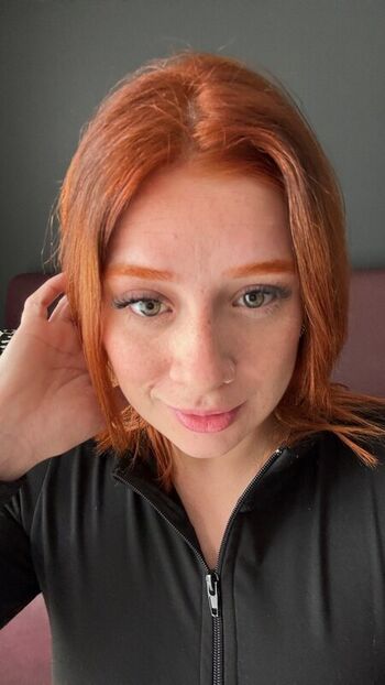 angelaxv