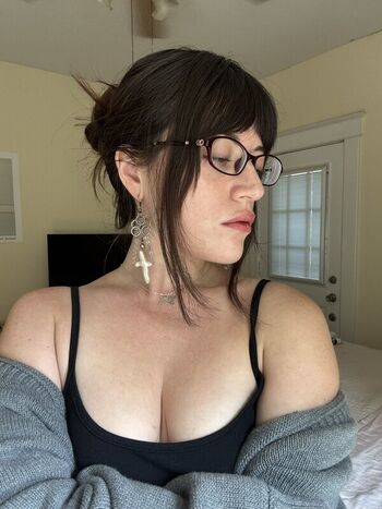 Angelbunnigrl