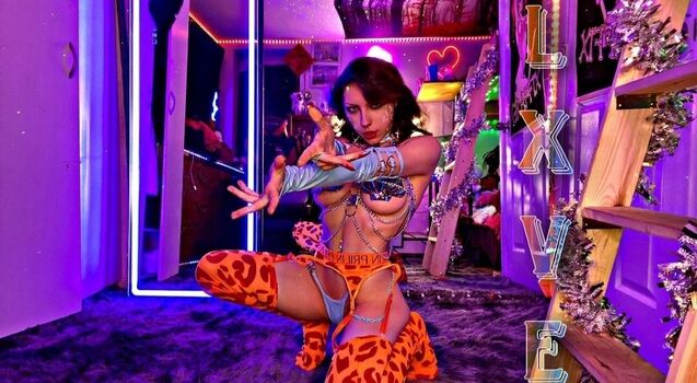 Angelina Lxvee
