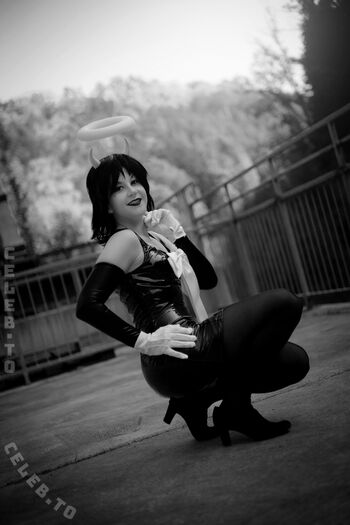 Angelwings_Cos