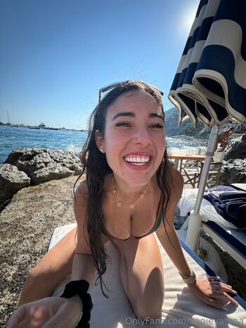Angie Varona