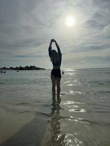 anita_raev