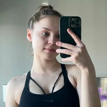 Anna Deniz
