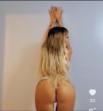 Arianaaa