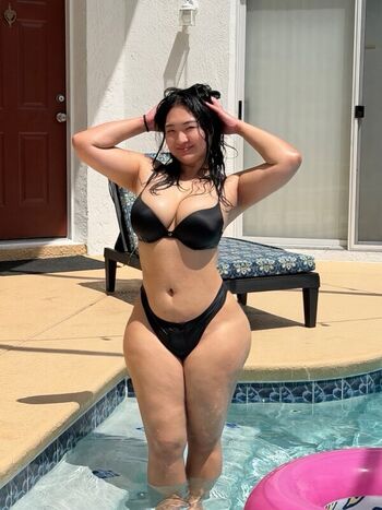Aroomi Kim