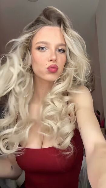 Ashley Matheson Smashedely