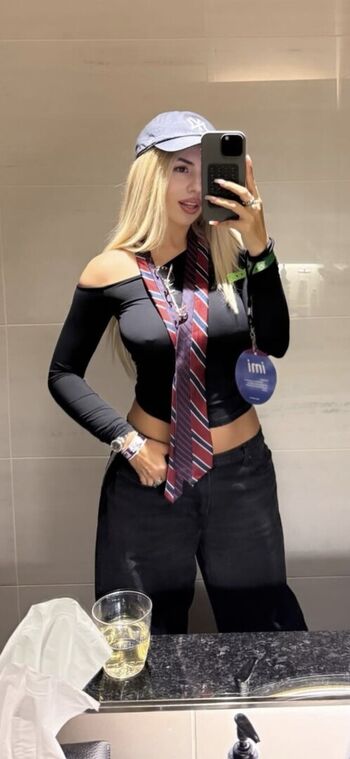 Ava Max