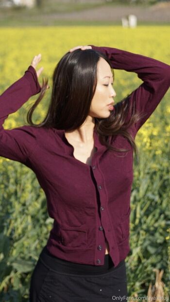 Ayako Fuji