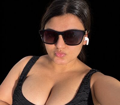 _ayushaaaa__