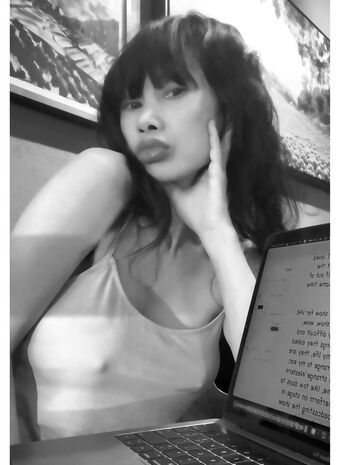 Bai Ling