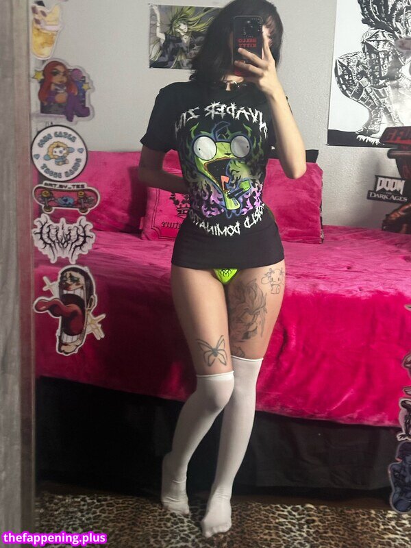 Bby.xandra / goth.girl.xandra / https: Foto OnlyFans Nua #3