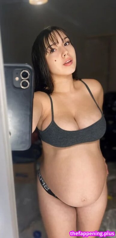 Triinivc / bbytrinita / https: Nahá OnlyFans fotografie #18