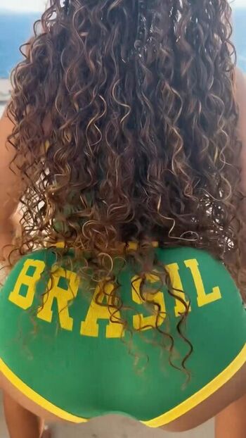 Beca Barreto
