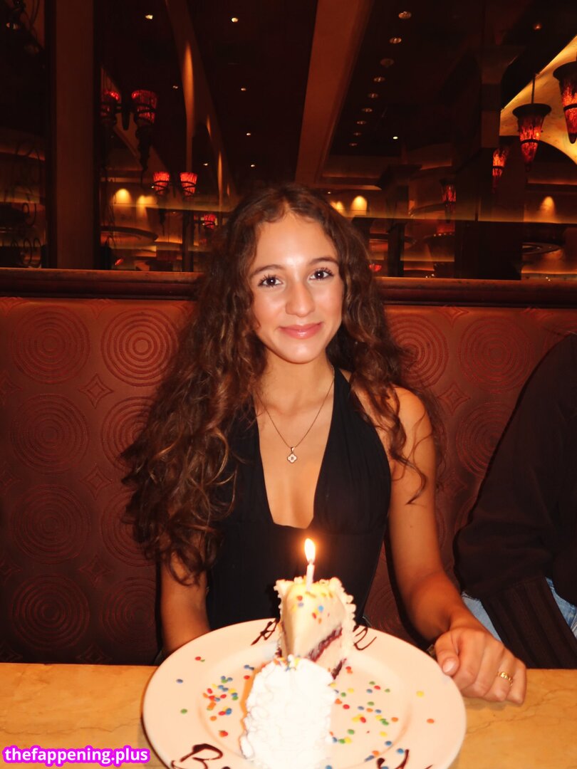 Bella Albanese