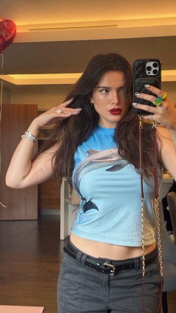 Bella Thorne
