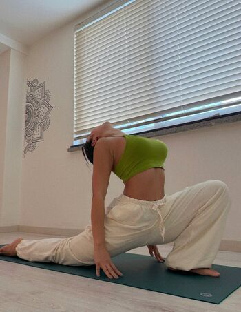 Beo Deul Jeong 정버들