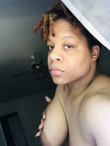 Bigboobiebirdy