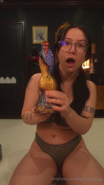 bigtittygothegg
