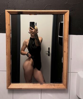 boredgymdarling