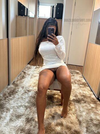 Brazilian Hotwife