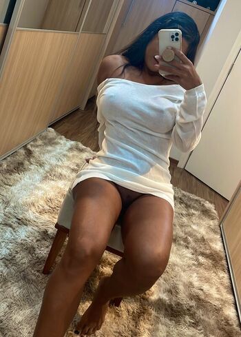 Brazilian Hotwife
