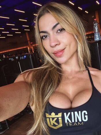 Brenda K. Moura Pro