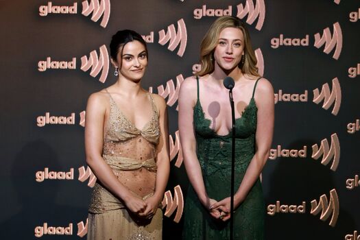 Camila Mendes