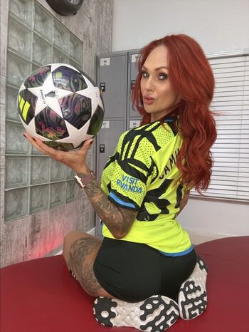 Camilla Jayne