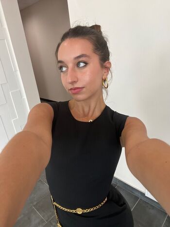 carolinefbyron