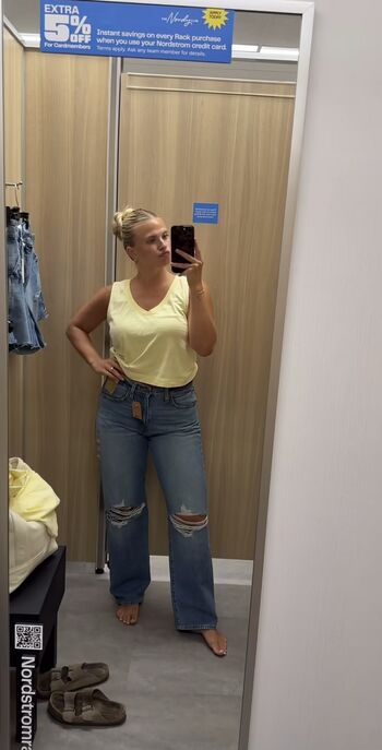 Cayla Vanderbaan